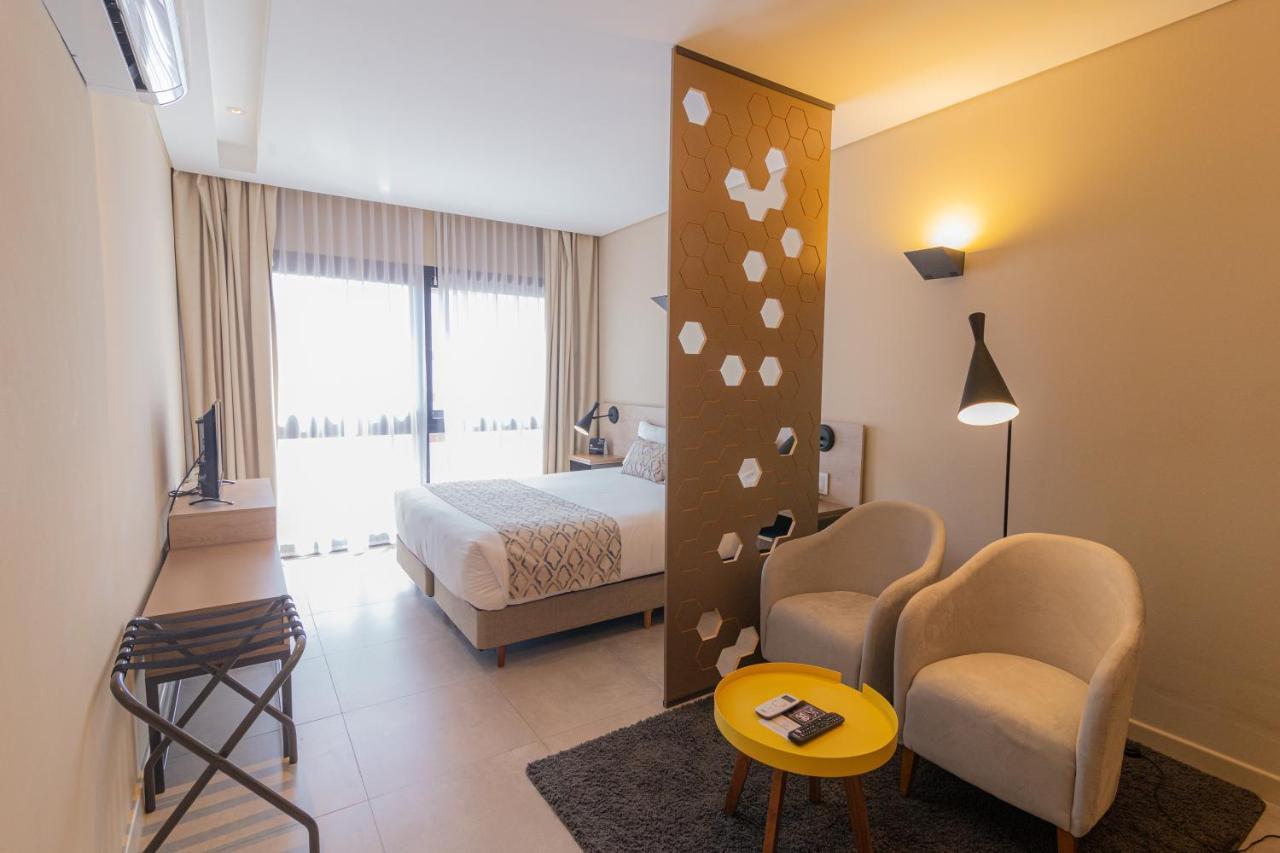 Hotel Treinta-Seis مار ديل بلاتا المظهر الخارجي الصورة